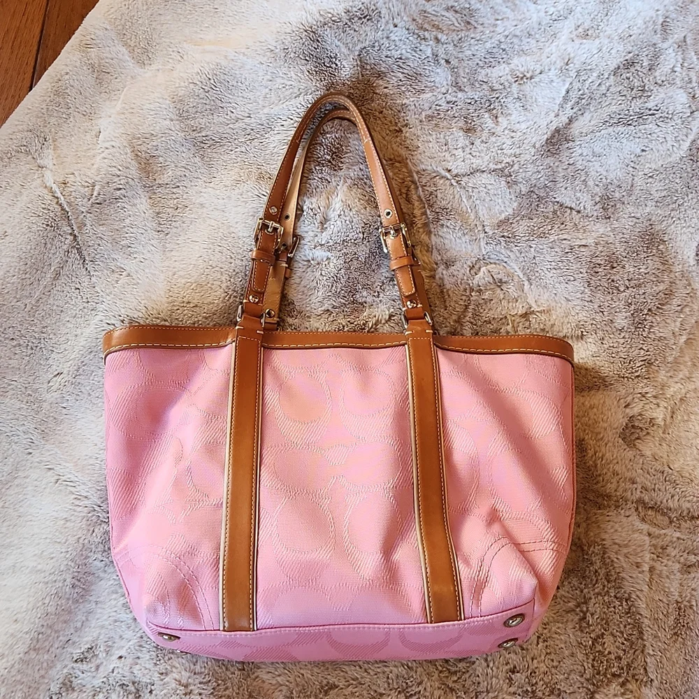 Coach Tote - Picture 3 of 7